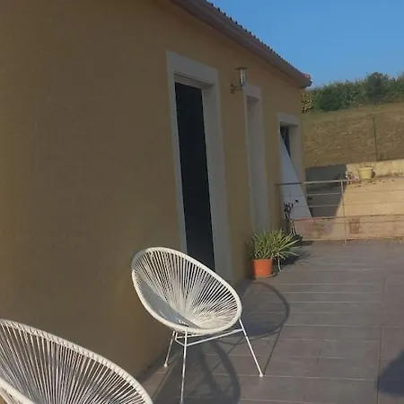 Charming, Very Bright House With A Pool * Potelières