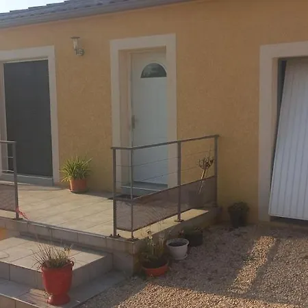 Charming, Very Bright House With A Pool Villa Potelières